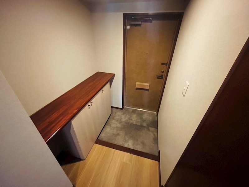 綾東ヴィレッジ弐番館 玄関