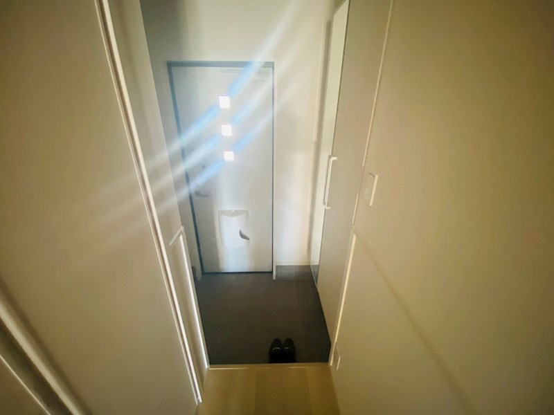 プレシャス　エイトⅠ 玄関