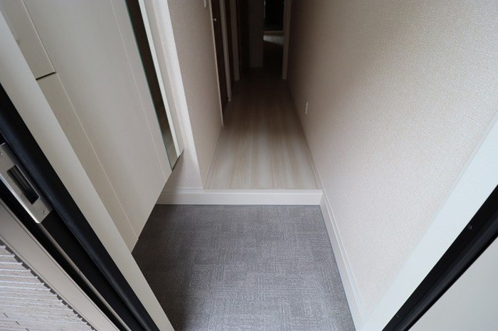 ロータスヒル 玄関