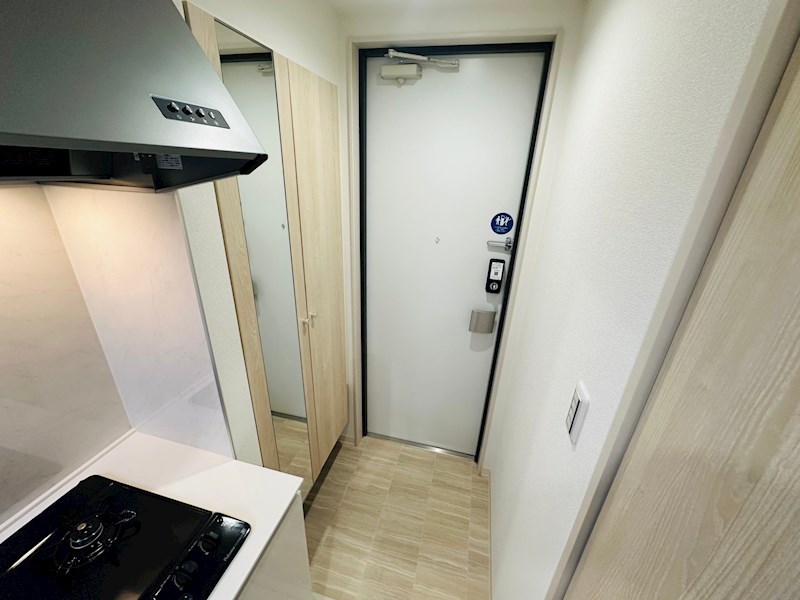 スクエア六町 玄関