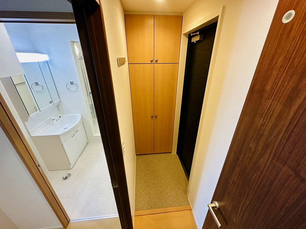 グラン・ルミエール北千住 玄関