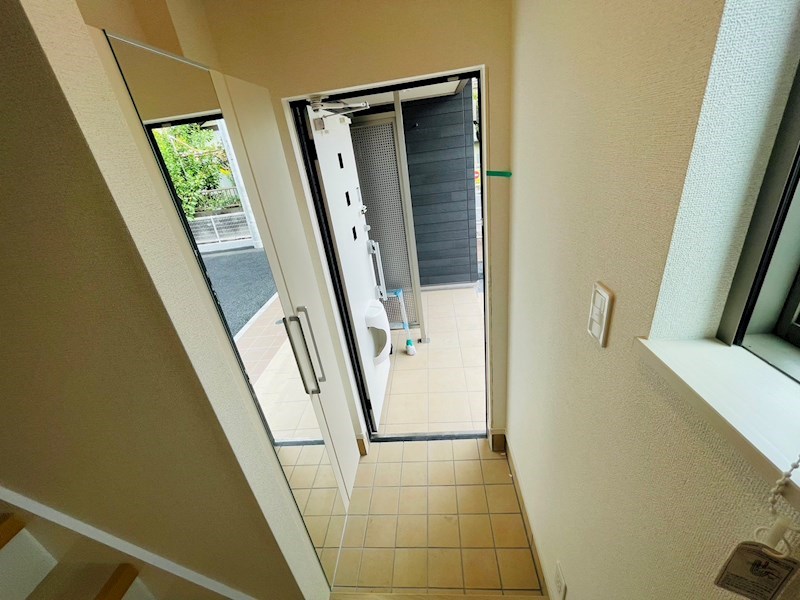 ペルル・ジェモー 玄関