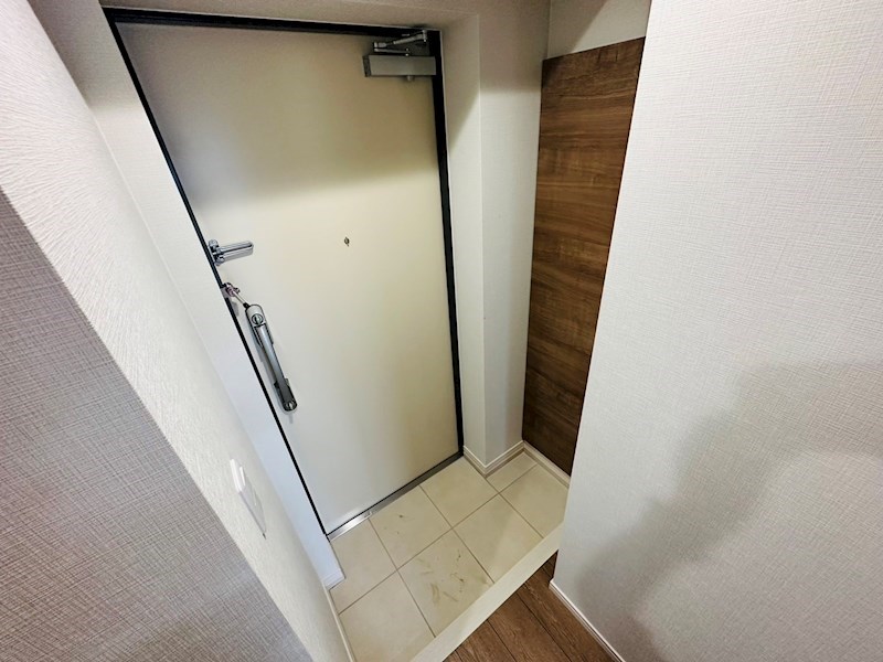 アルファコート綾瀬３ 玄関