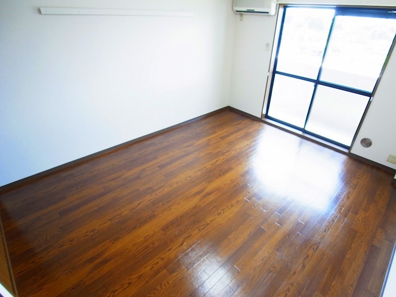 アザリアヒルズ ベッドルーム