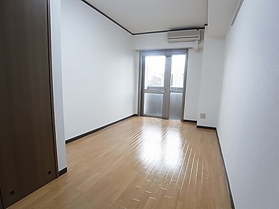 SAビル リビング