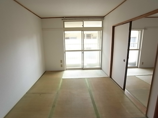 アローハイツＢ棟 ベッドルーム