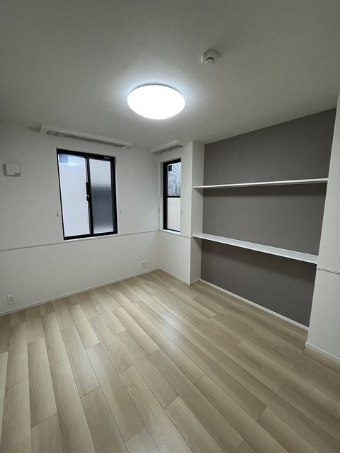 アレックス ベッドルーム