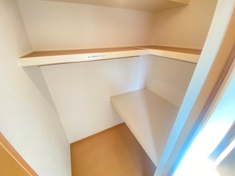 モデルノ・アロッジオ その他3