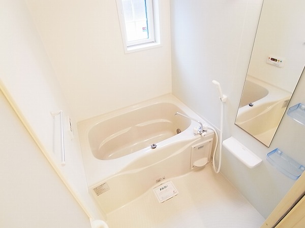 ストロベリー・カーサⅥ 風呂画像