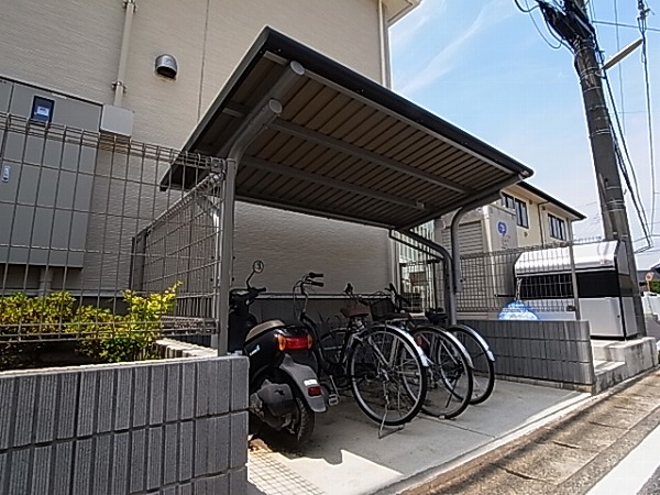 ドルフィンⅡ 駐車場
