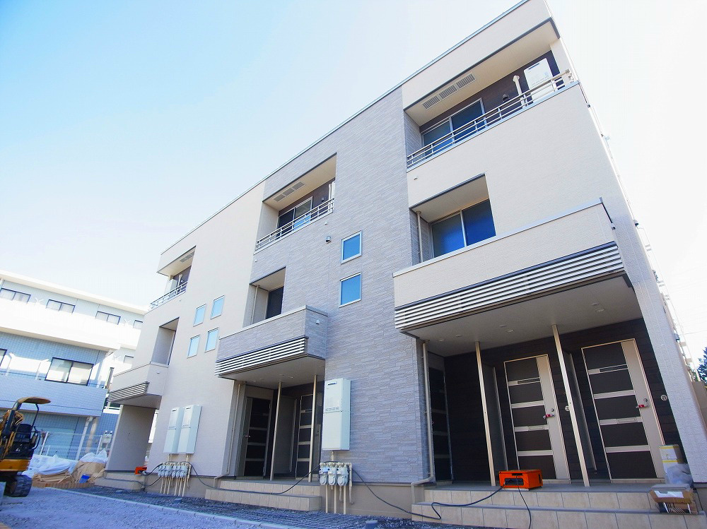 ニューサンモール・アゼリアＡ 301号室 外観