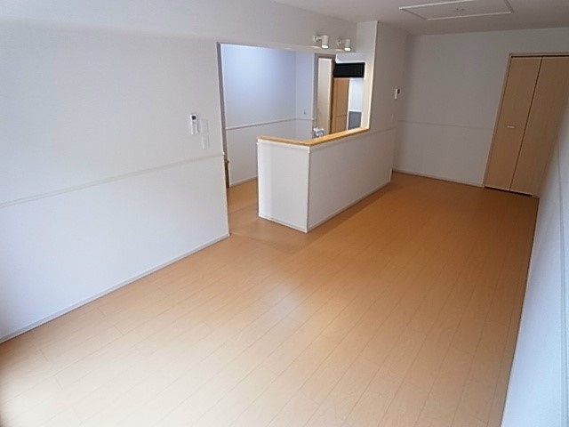 ニューサンモール・アゼリアＡ リビング