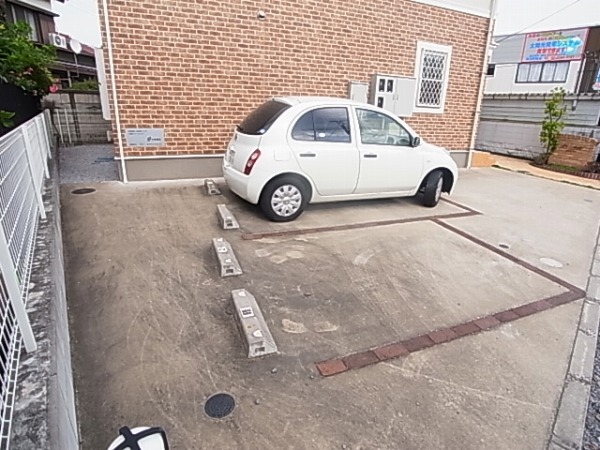 ラ　ヴェリテ その他外観1