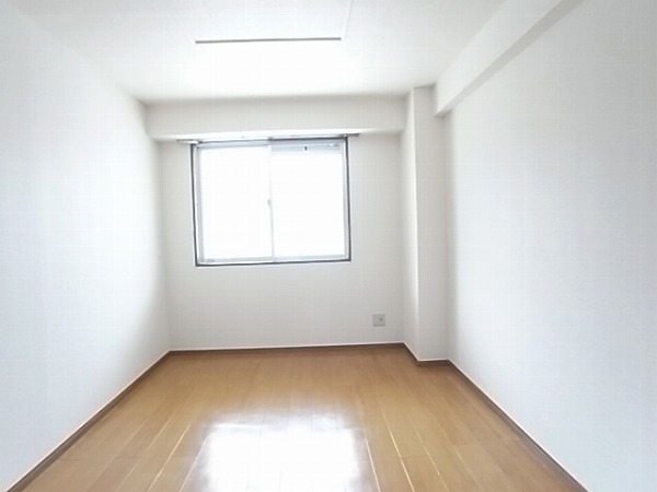 ローズガーデン（野田） ベッドルーム