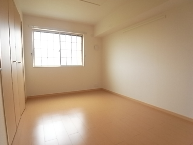 クレッシェンド ベッドルーム