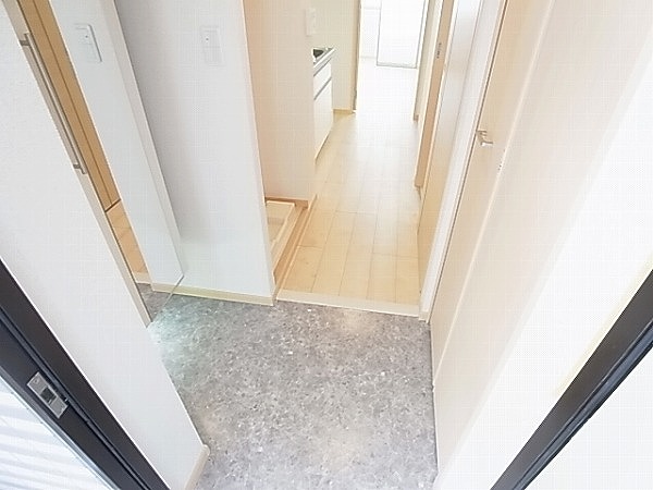 フライハイト 玄関