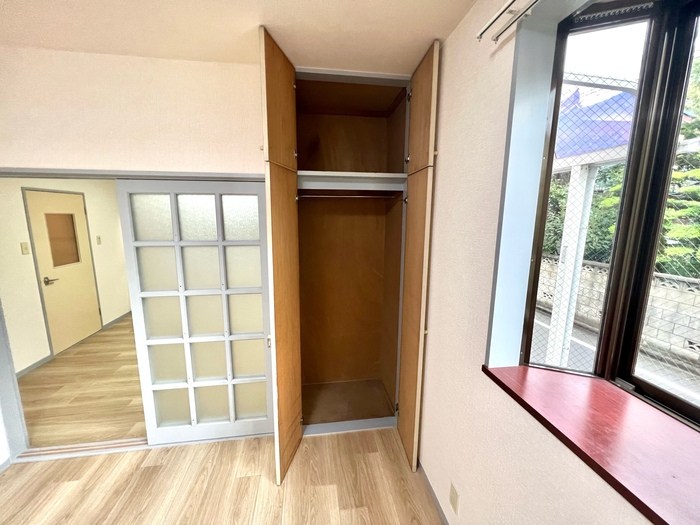 パステロード２番館 玄関