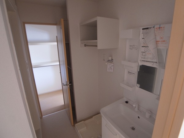 ブリリアントガーデンアゼリアＣ その他2