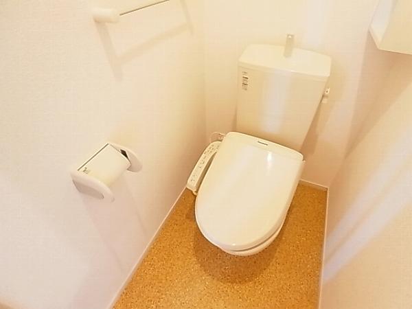 ブリリアントガーデンアゼリアＡ その他1