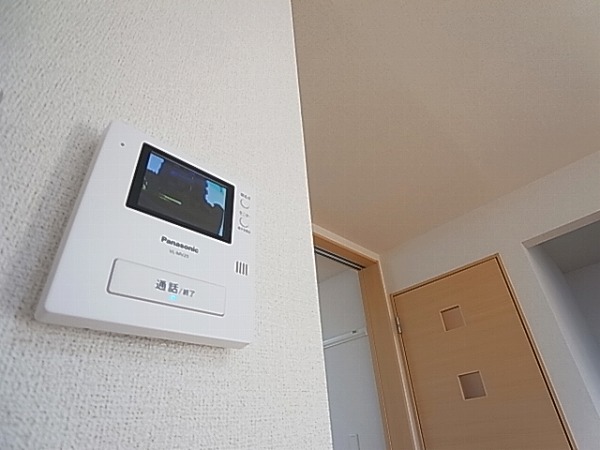 ブリリアントガーデンアゼリアＡ その他4