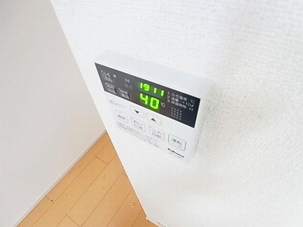 ブリリアントガーデンアゼリアＡ その他6