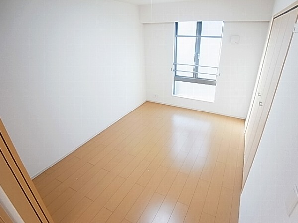 ブリリアントガーデンアゼリアＡ その他8