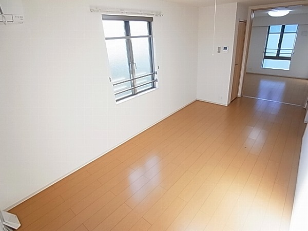 ブリリアントガーデンアゼリアＡ リビング