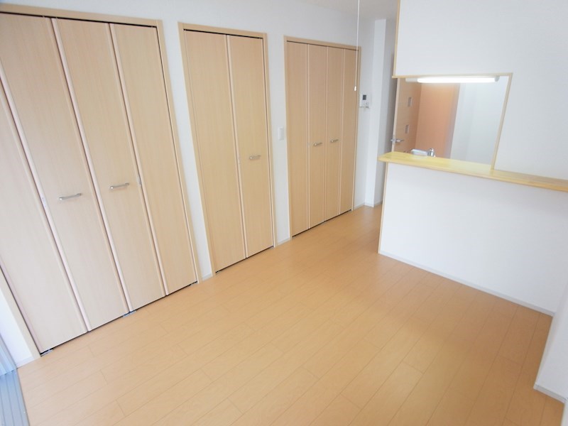 クレストＭ伍番館  リビング