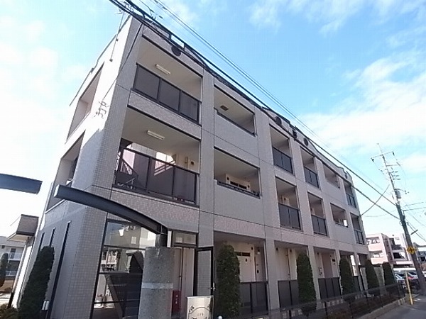 ミドル 202号室 外観