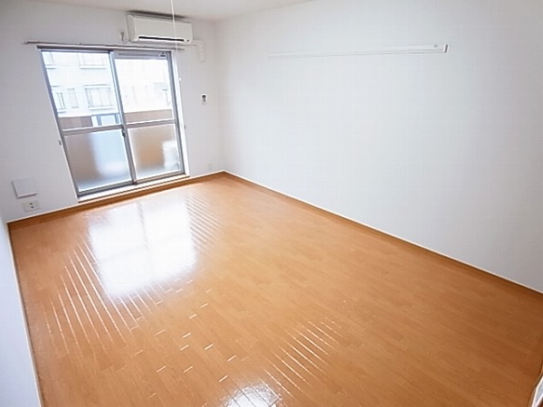 リバー　フィールズ リビング