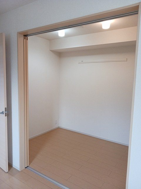 ソイビーンズ　ウッド ベッドルーム