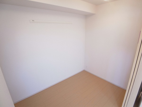 ブリリアントガーデンアゼリアＡ その他6