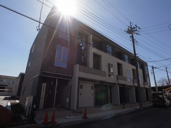 ブリリアントガーデンアゼリアＡ その他外観1