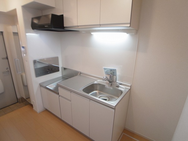 ブリリアントガーデンアゼリアＡ キッチン