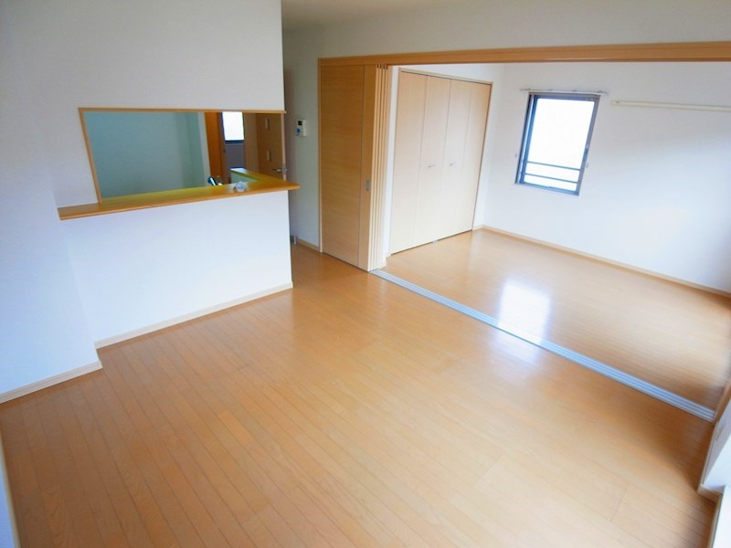 アジュール リビング