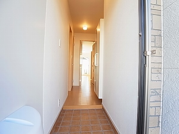 アルモニーＢ棟 玄関