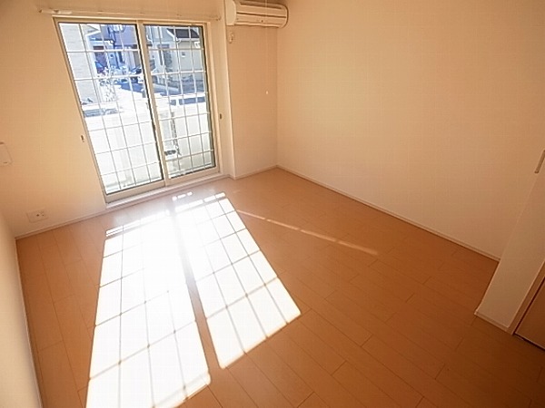 アルモニーＢ棟 ベッドルーム