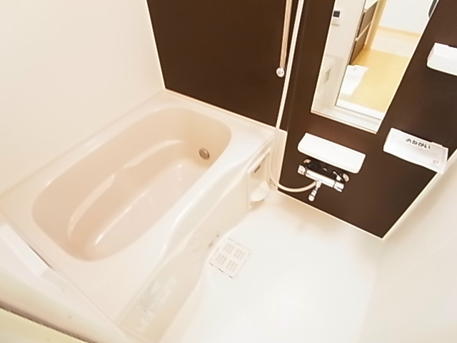 ゾーネンブルーメ・ノイン 風呂画像