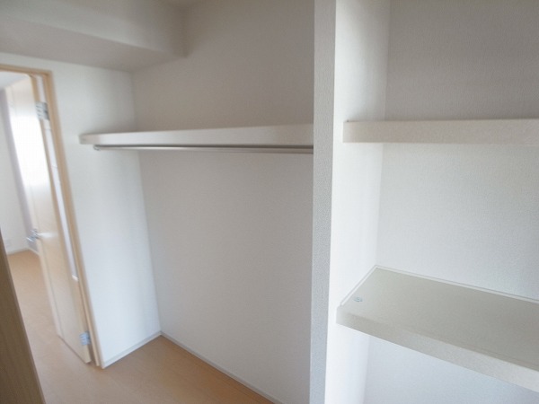 ブリリアントガーデンアゼリアＣ その他3