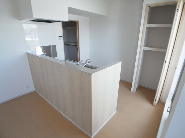 ブリリアントガーデンアゼリアＣ その他16