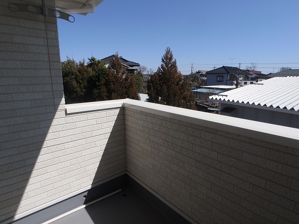 ブリリアントガーデンアゼリアＣ ベランダ