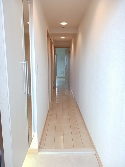 クレメントガーデン 玄関