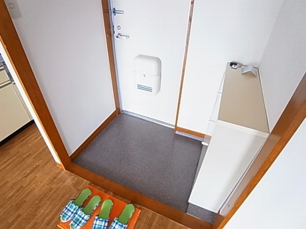 エルディムパークサイド 玄関