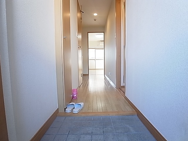 アルカンシエル 玄関