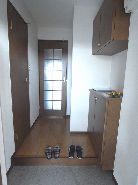 シャンドフルールⅡ 玄関