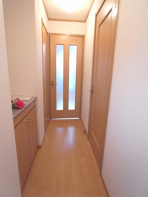 リトル・シャトウＹ 玄関