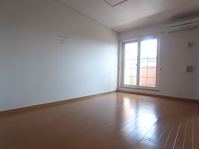 ヒルサイドコートＢ リビング