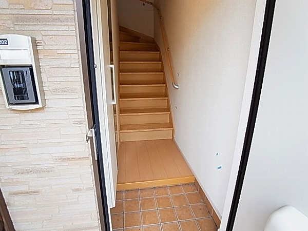 ラ・リヴィエール 玄関