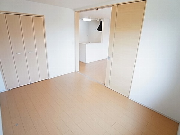 ラ・リヴィエール ベッドルーム