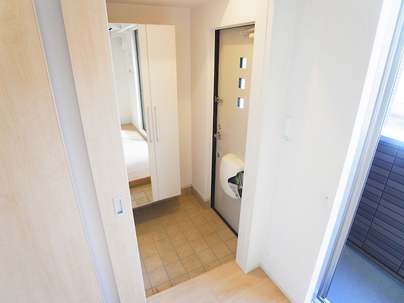 ブルックヒルズⅥ 玄関